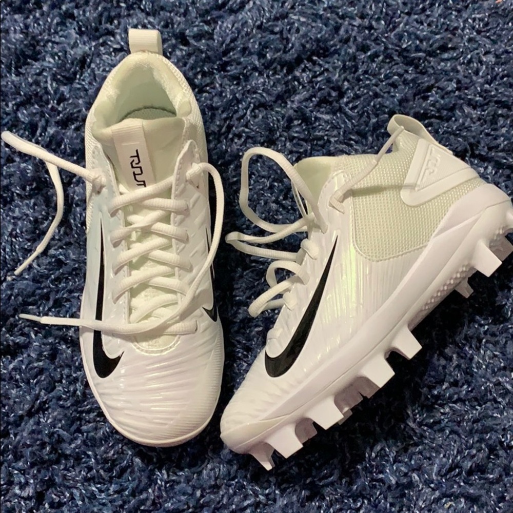 Brand New Mike Trout Nike Cleats for Boys